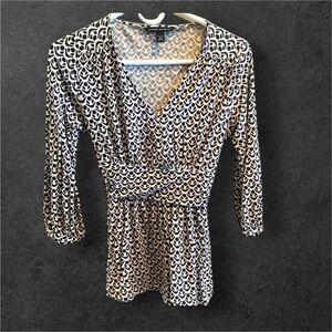 BANANA REPUBLIC STRETCH WOMENS TOP SHIRT SUMMER CASUAL DRESSY TOPS SIZE S SMALL